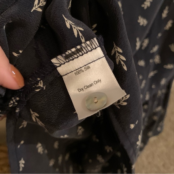 Amour Vert Navy Floral Long Sleeve Dress - Picture 6 of 6